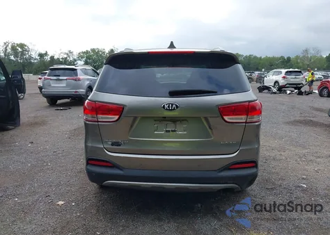 2016 Kia Sorento 3.3L Ex z USA, uszkodzony, nr VIN 5XYPHDA52GG082679